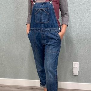 Women's medium Gap Crop Slouch Overalls
